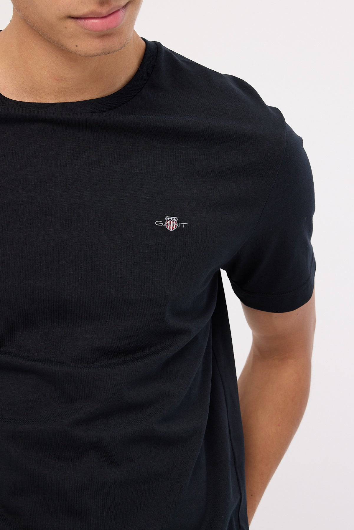 Gant Shield Tee Black