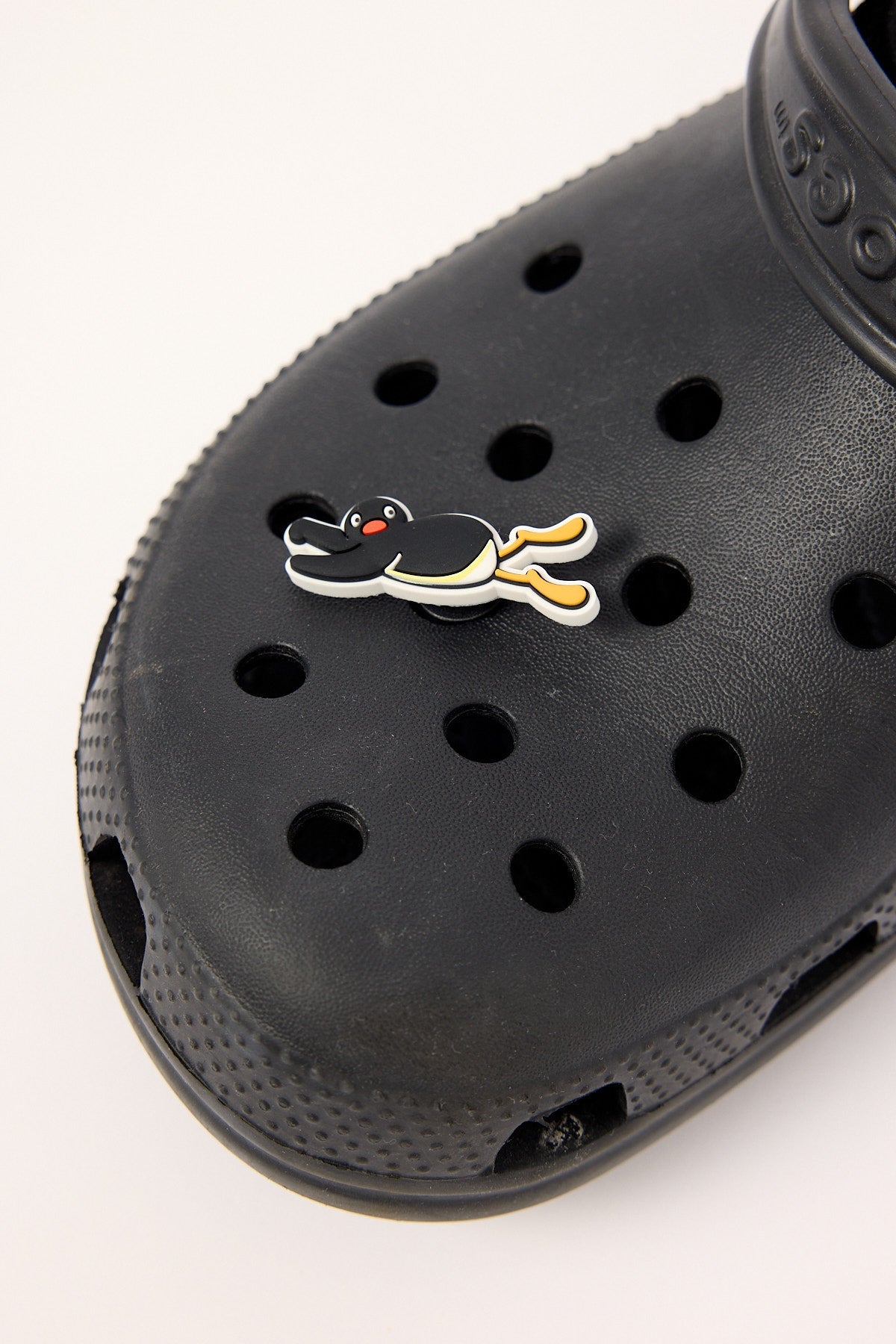 Crocs Mattel Pingu 2 Jibbitz Black