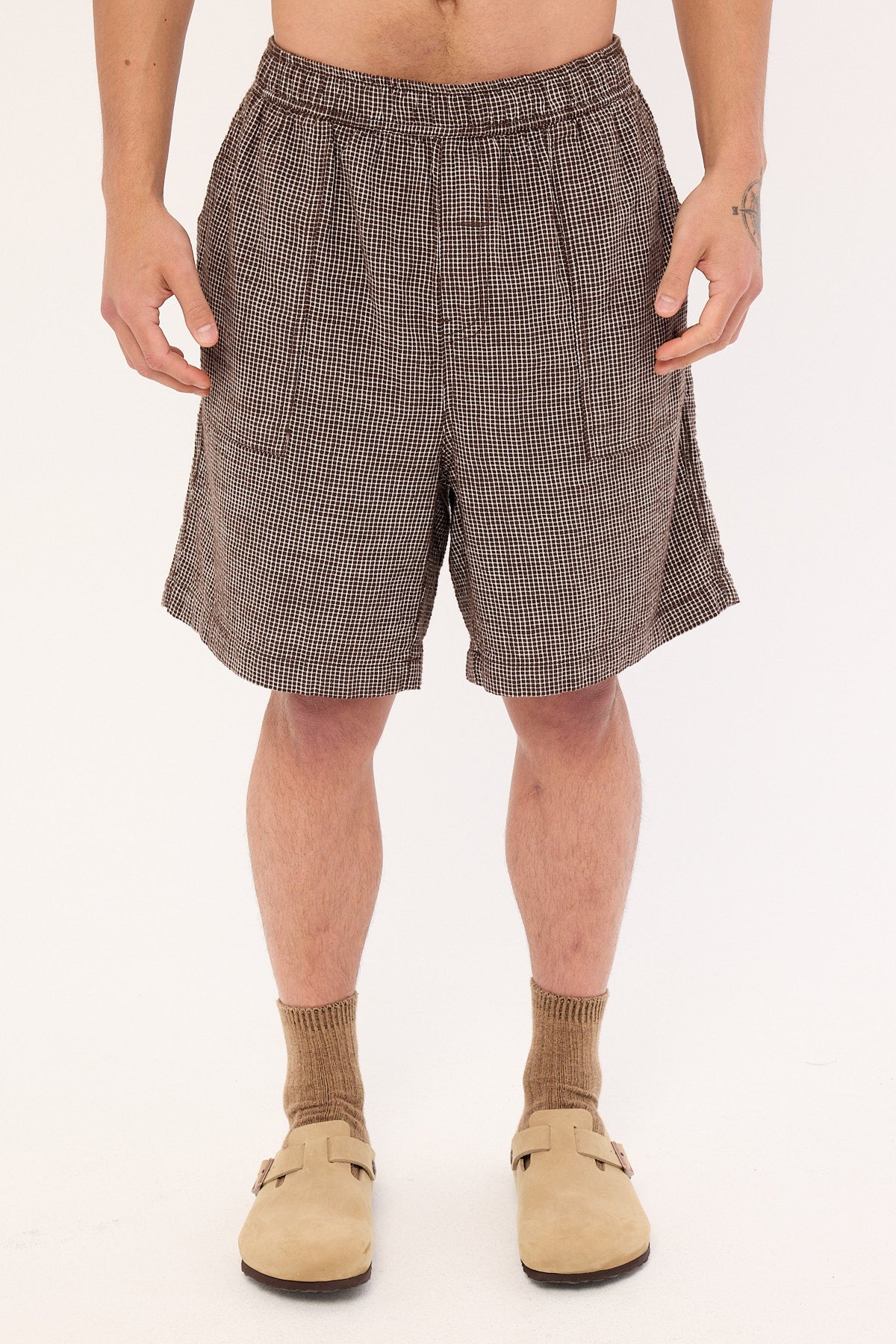 Common Need Truman Baggy Short Brown Check
