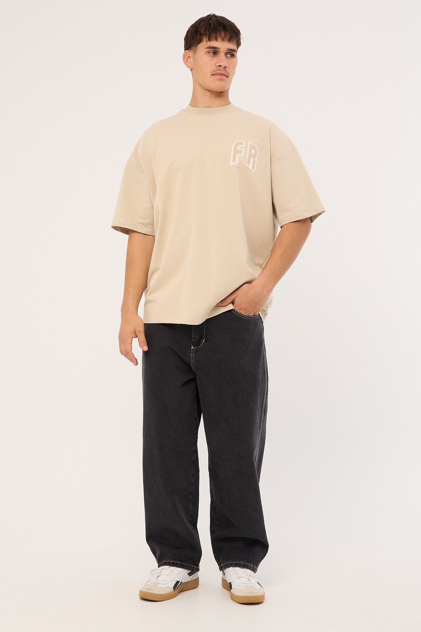 Front Runner Modern Classic Tee Malt