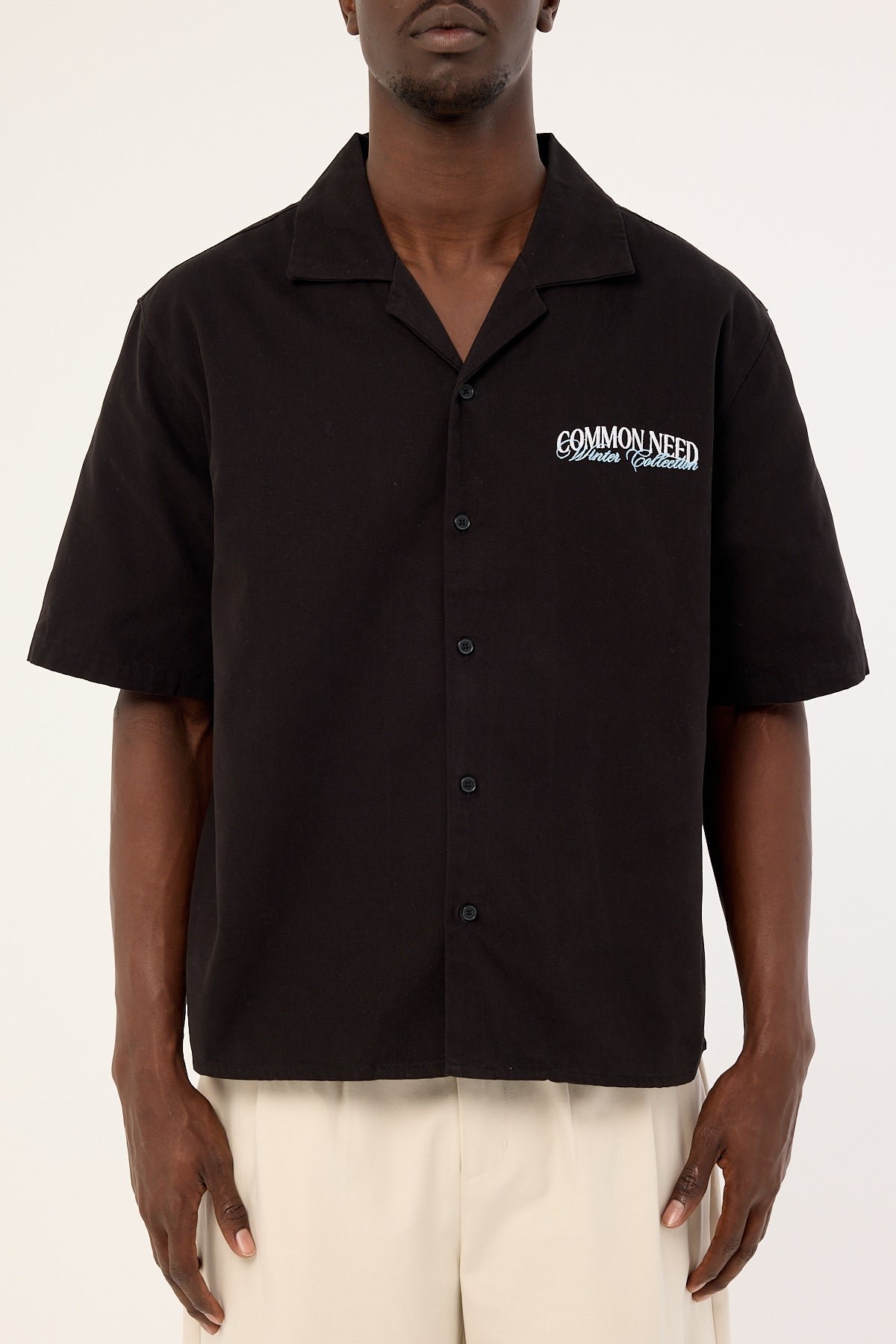 Common Need Enroll Boxy Cropped Resort Shirt Black