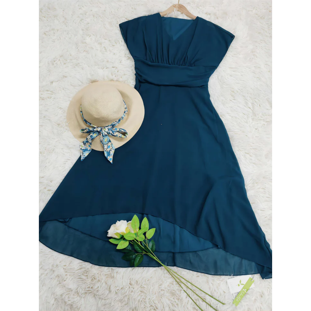 Asymmetrical cut women's dress with V-neck and short sleeves