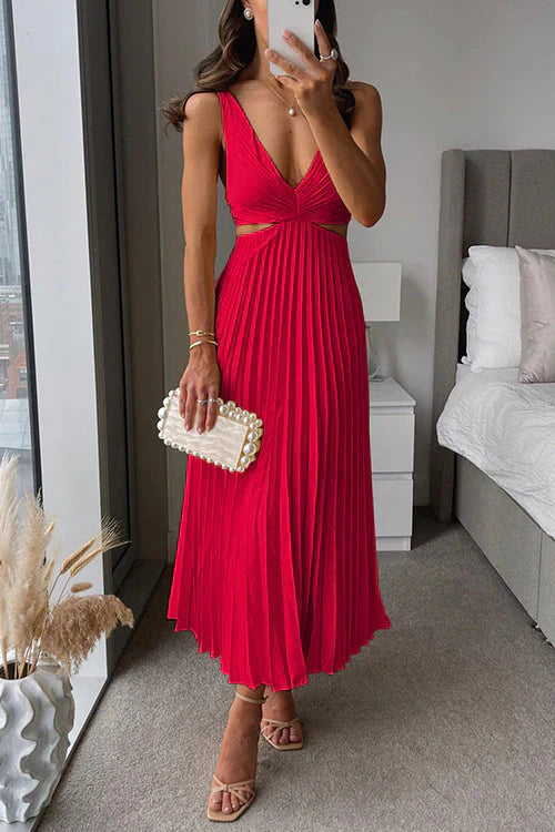 Sleeveless midi dress with pleated skirt and tie belt