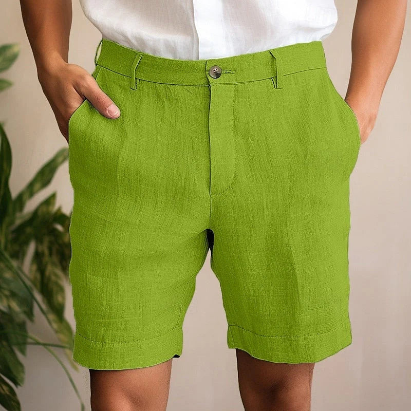 Men's shorts with belt loops and side pockets