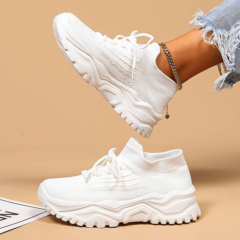 Women’s Sneakers with Chunky Sole and Lace-Up Design