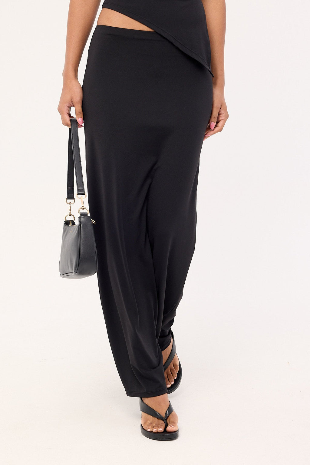 L&t Jersey Mid Rise Maxi Skirt Black