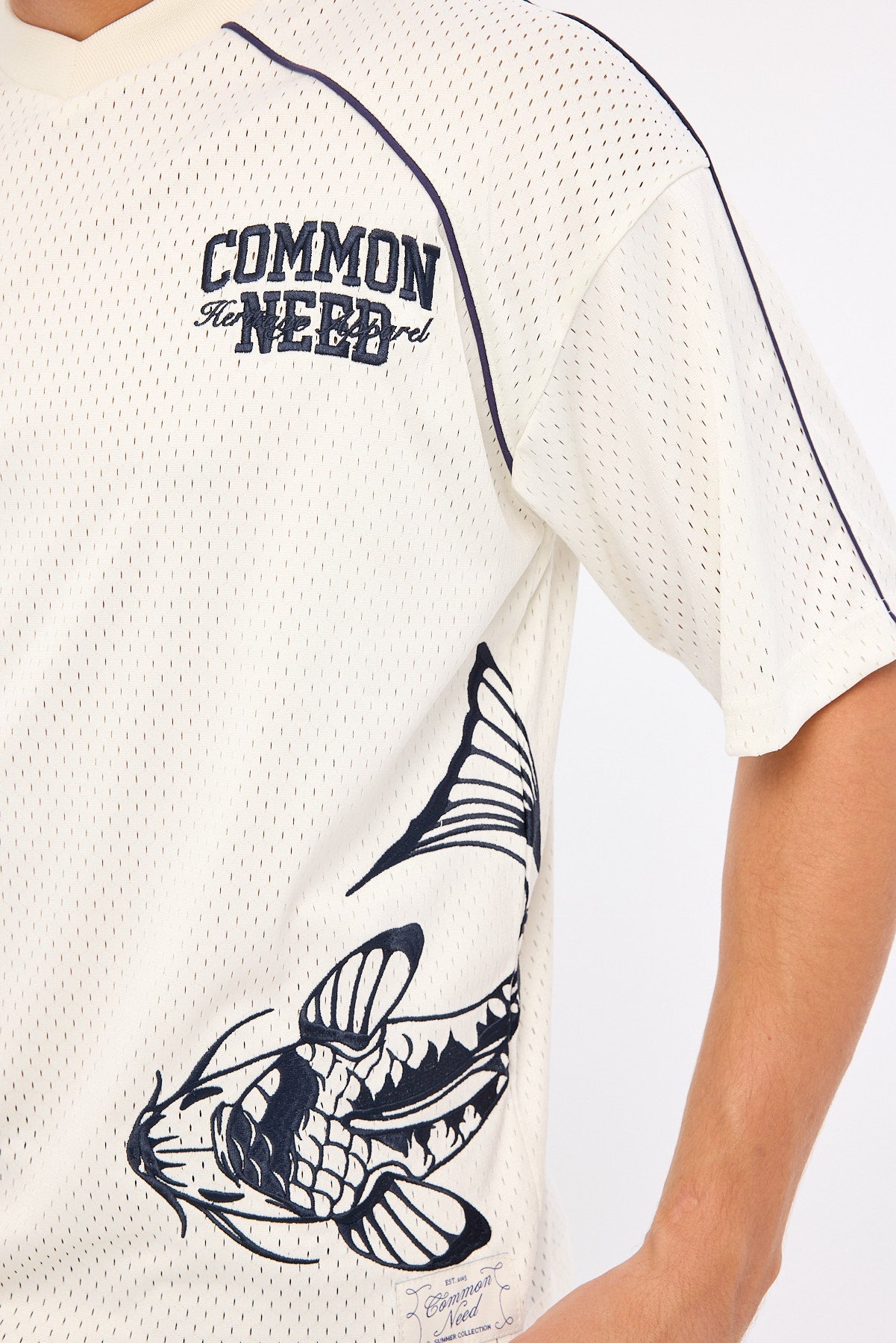 Common Need Koi Fish V-Neck Jersey Off White