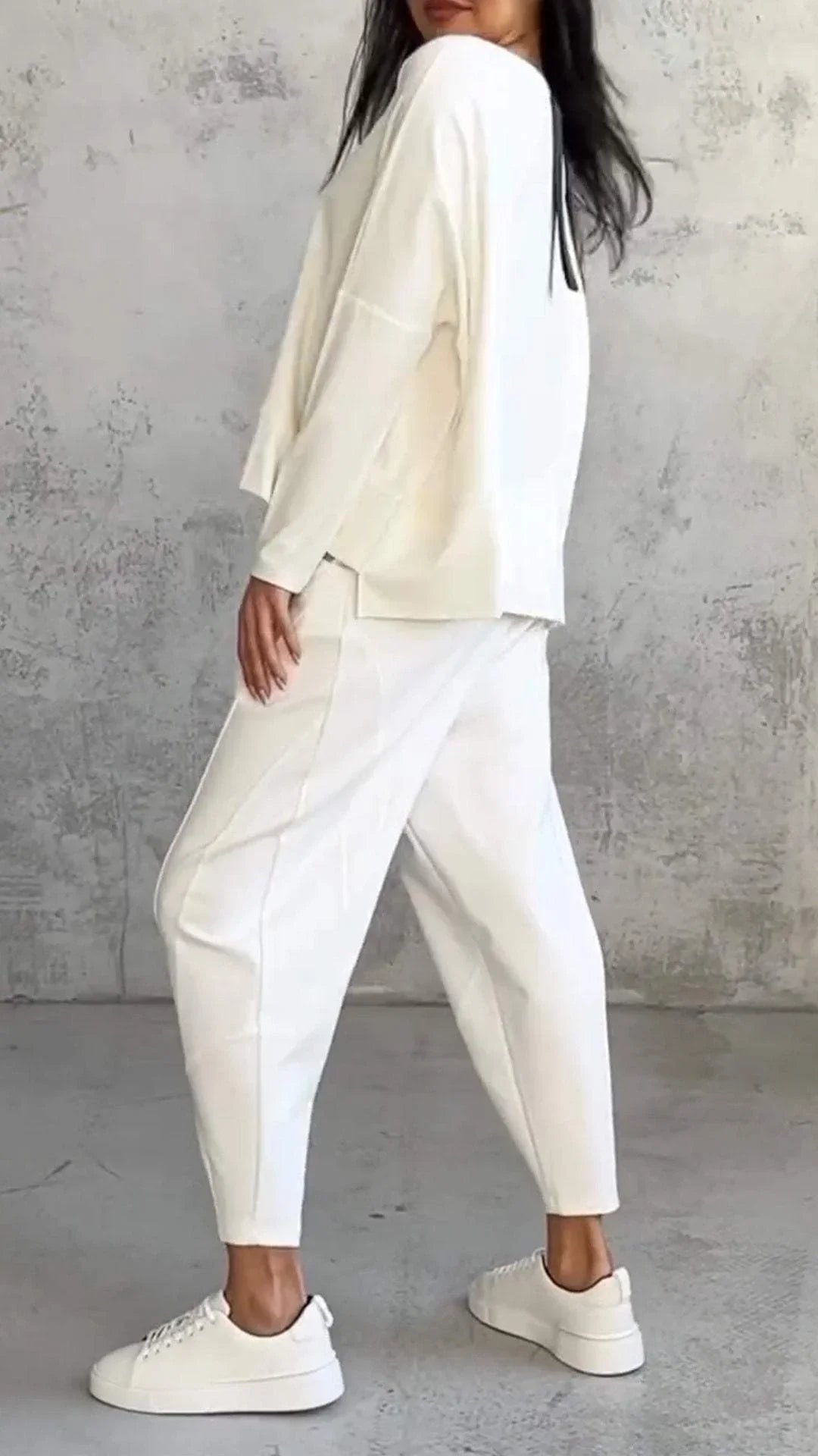 Women’s Two-Piece Set with Wide-Neck Top and Tapered Trousers