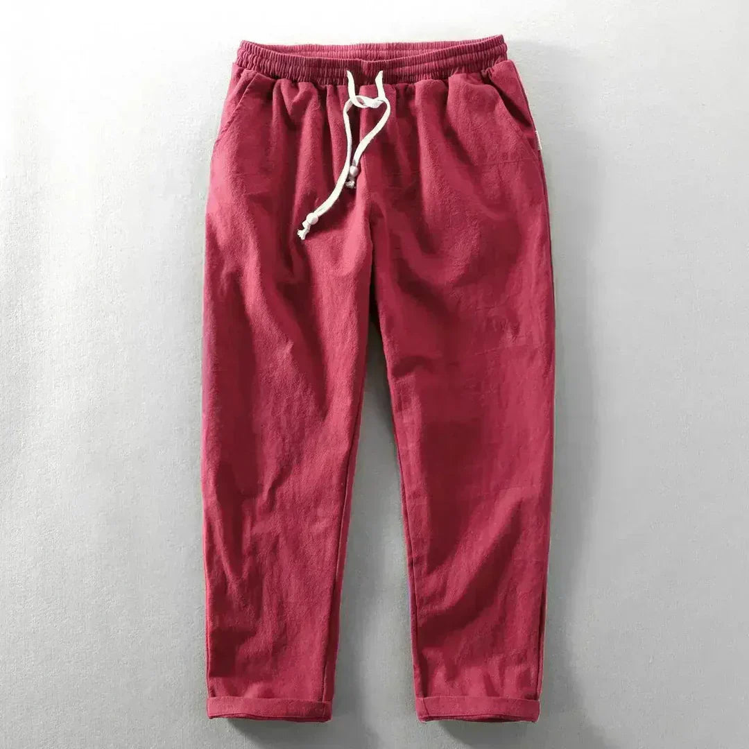 Leisure trousers with elastic waistband, drawstring and narrow leg cuffs
