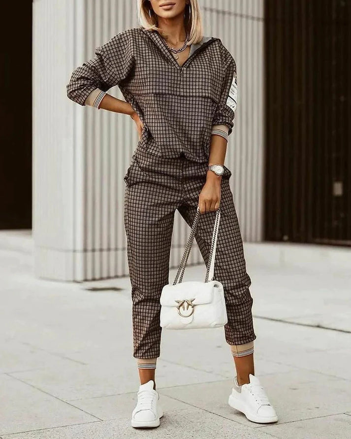 Two-piece set with collared top and patterned pants