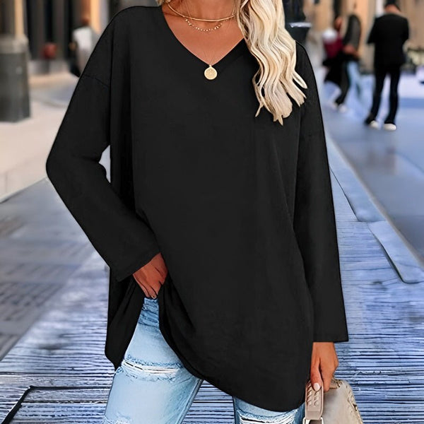 Loose fit V-neck top with side slits
