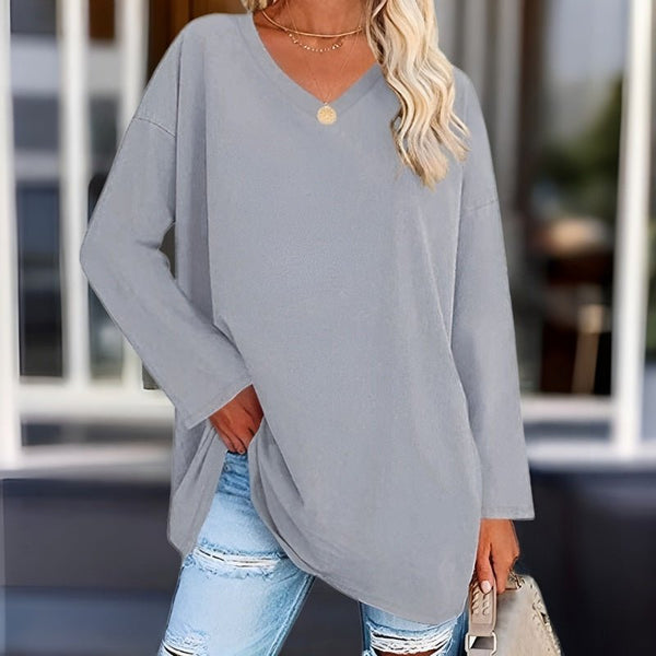 Loose fit V-neck top with side slits