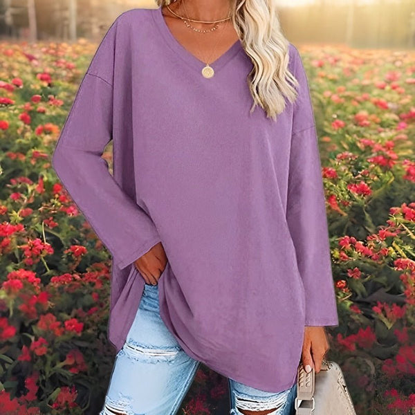 Loose fit V-neck top with side slits