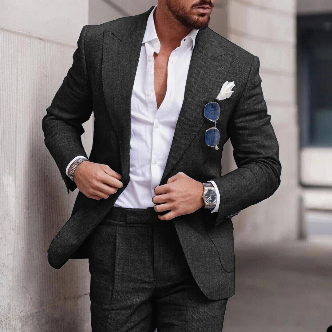 Men's suit with jacket and trousers made of finely structured fabric