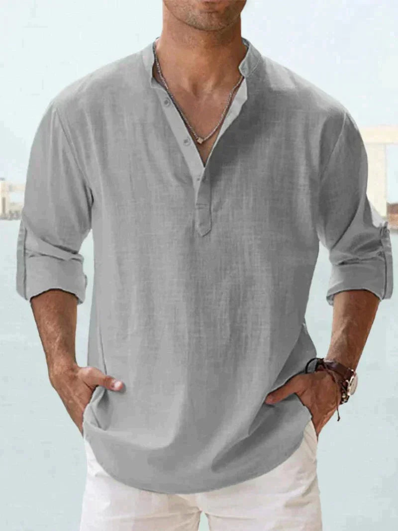 Men's casual shirt with button placket and classic collar
