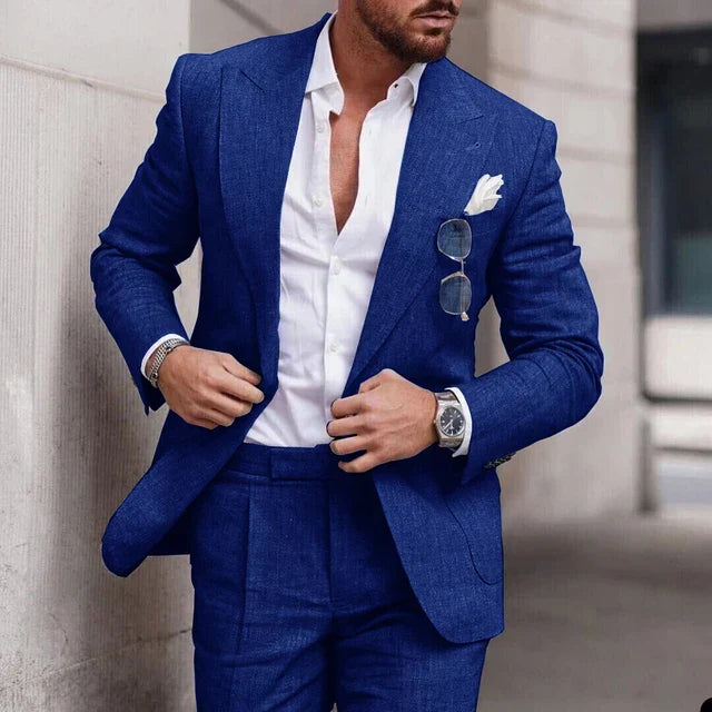 Men's suit with jacket and trousers made of finely structured fabric