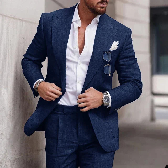 Men's suit with jacket and trousers made of finely structured fabric