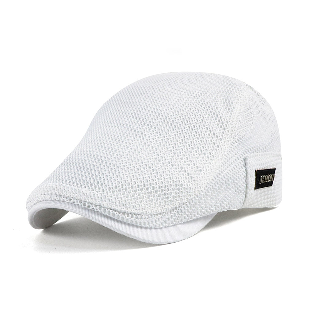 Flat-shaped men's cap made of structured material with a curved peak