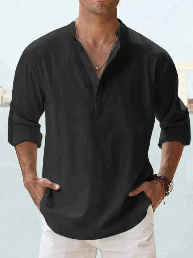 Men's casual shirt with button placket and classic collar