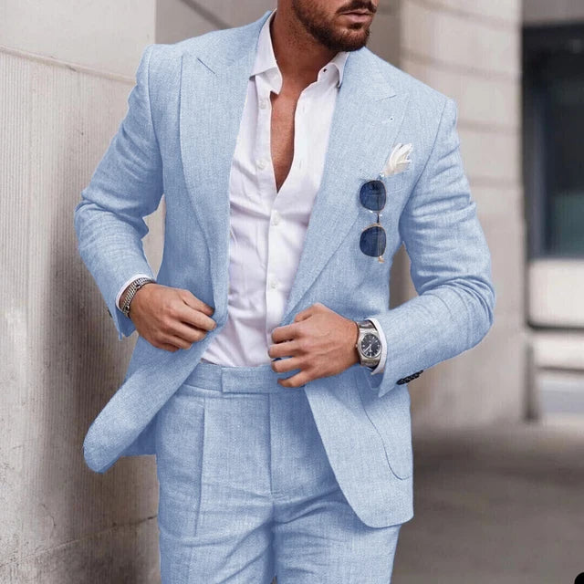 Men's suit with jacket and trousers made of finely structured fabric