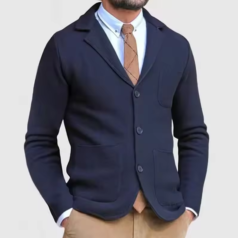 Knitted cardigan with lapel collar and button closure