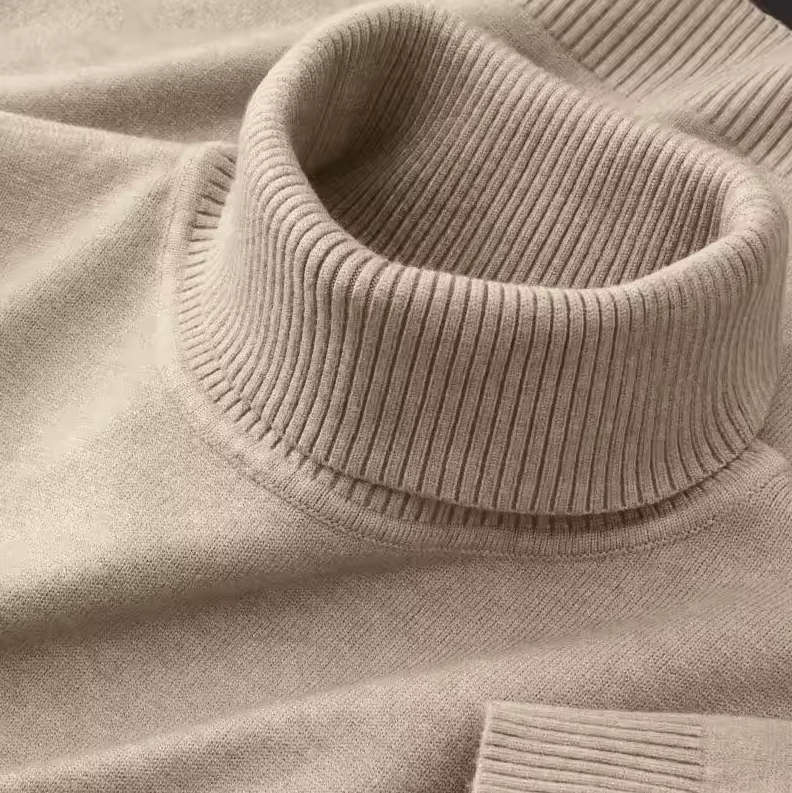 Slim fit turtleneck sweater with ribbed details