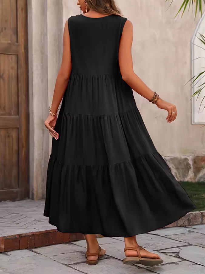 Sleeveless tiered maxi dress with round neckline