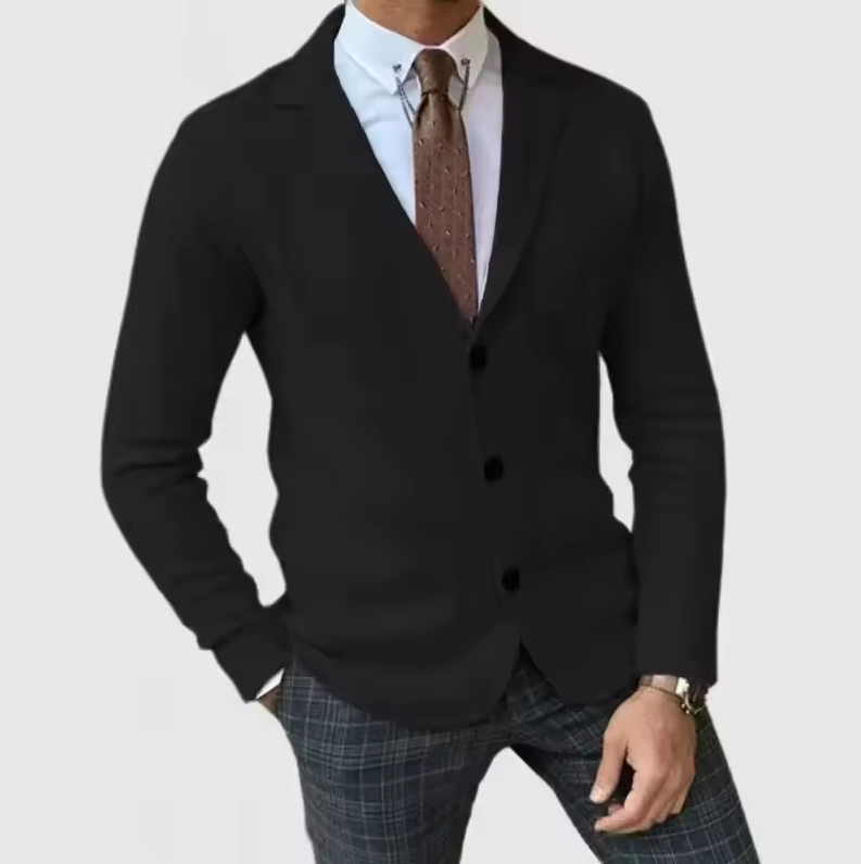 Knitted cardigan with lapel collar and button closure