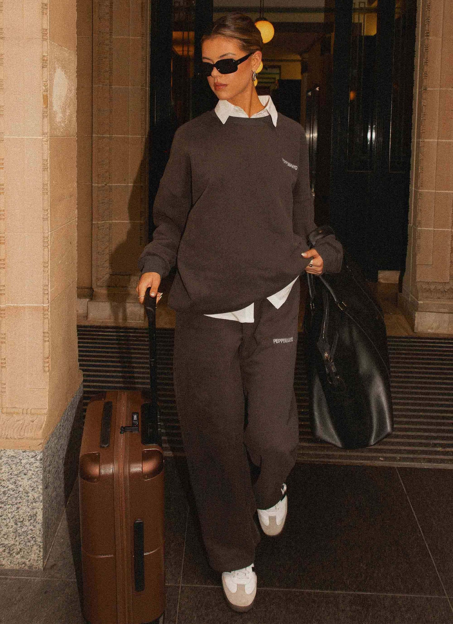 Signature Sweatpants - Charcoal Fiorora