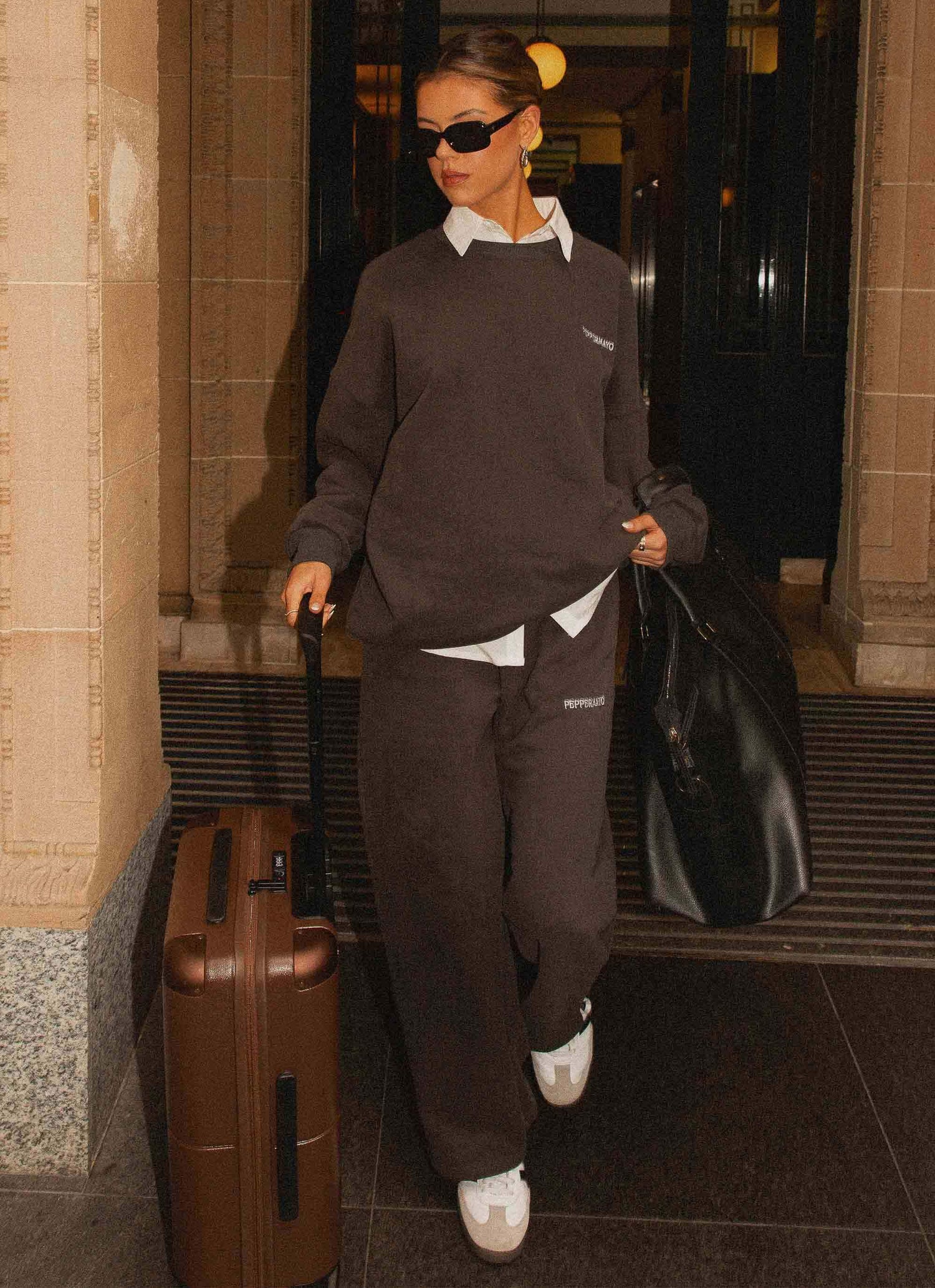 Signature Sweatpants - Charcoal Fiorora