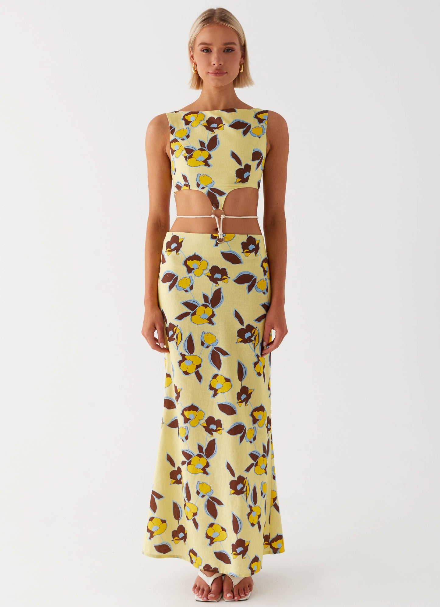 Ärmelloses Maxikleid mit Cut-out und Allover-Muster