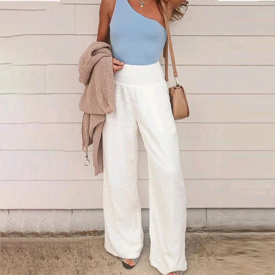 Women's wide-leg trousers with elastic waistband and lightweight fabric