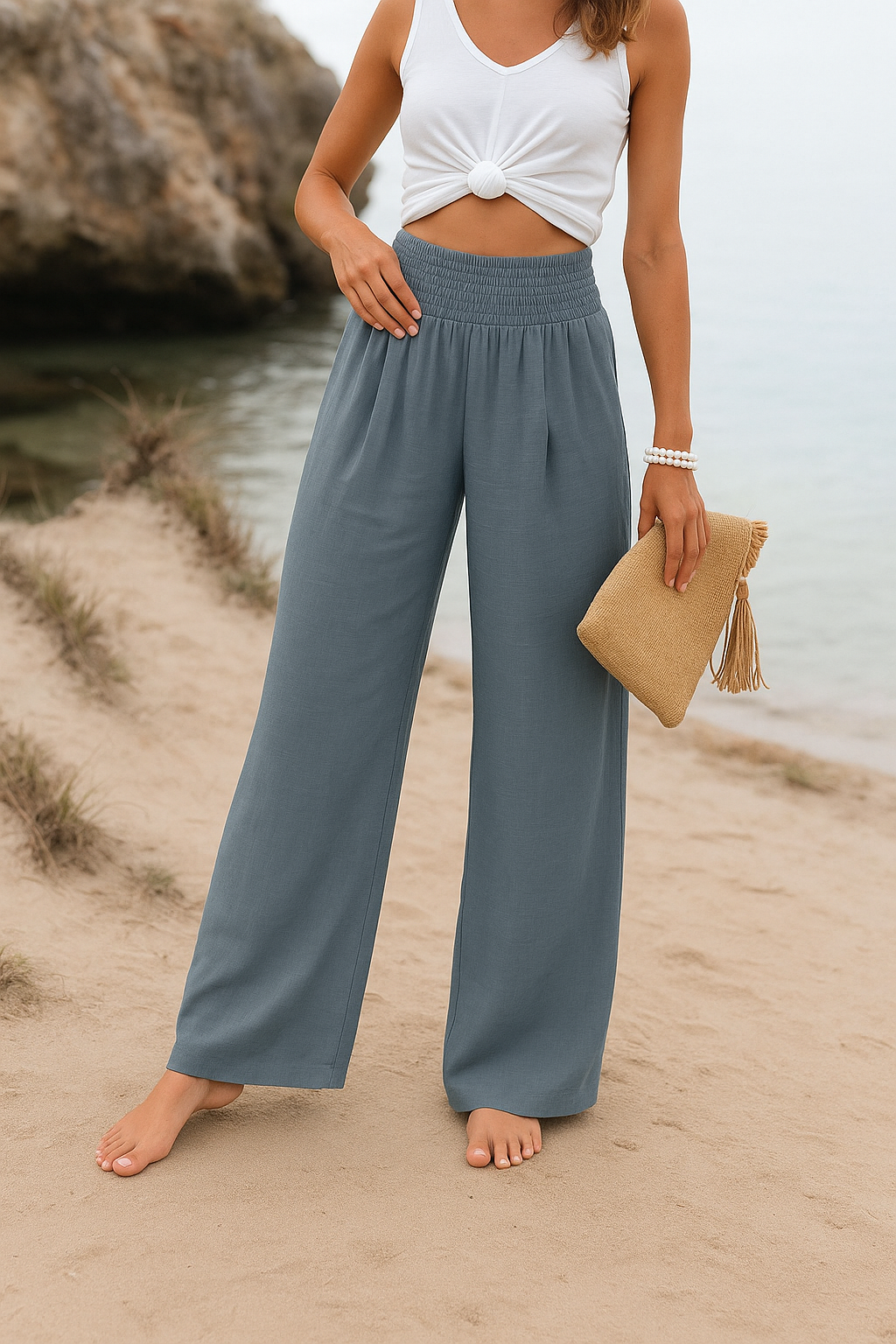 Women's wide-leg trousers with elastic waistband and lightweight fabric