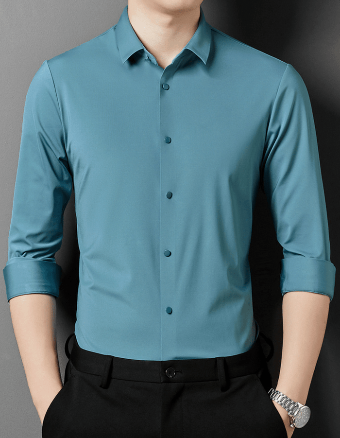 Slim-fit men's shirt with button placket and classic collar